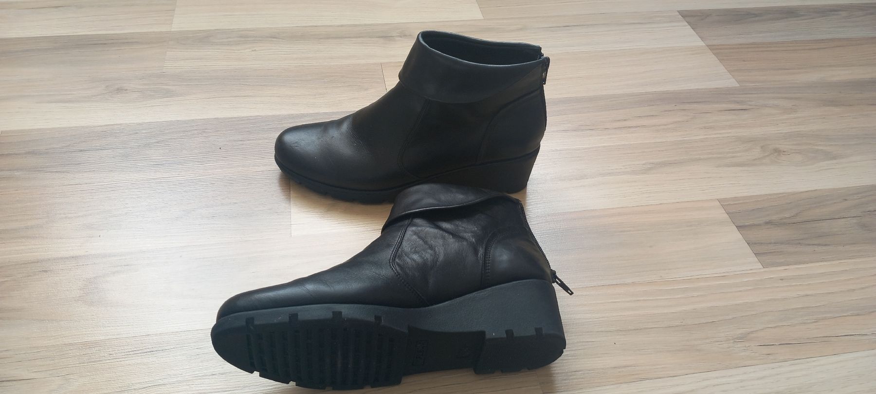 Scarpe da donna: Leder Stiefeli Gr. 39 – Nuovo (secondo la descrizione) da Balsthal venduto da Marica75 3