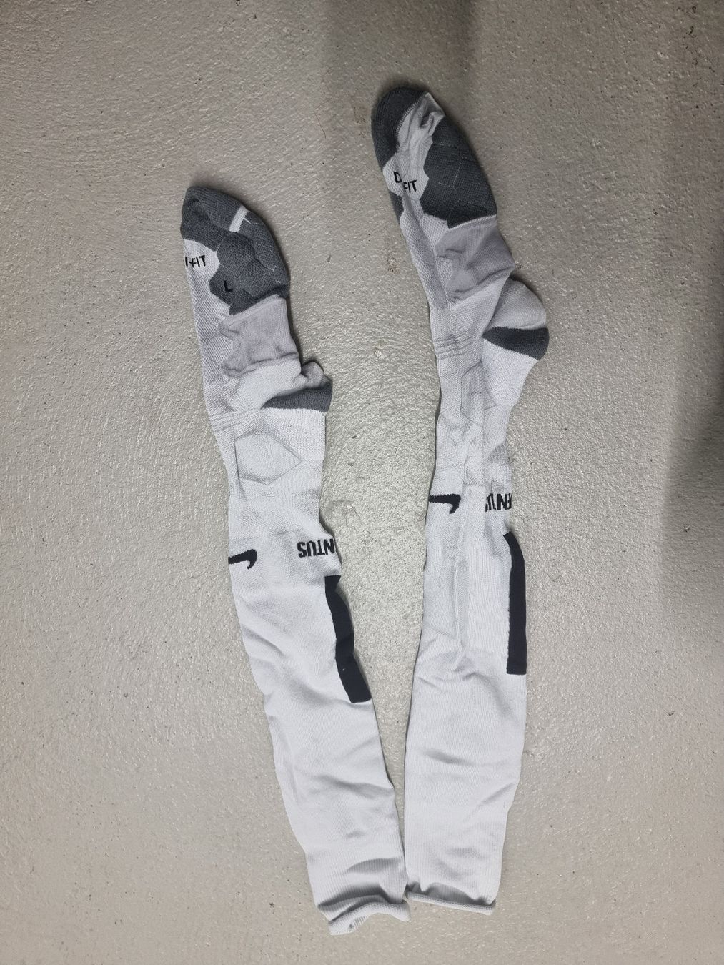 Nike Calze: Juventus Fussballstulpen – Usato da Wohlen AG venduto da niki31 1