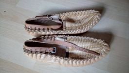handgefertigte Leder-Mokassins aus Osteuropa Gr. 35
