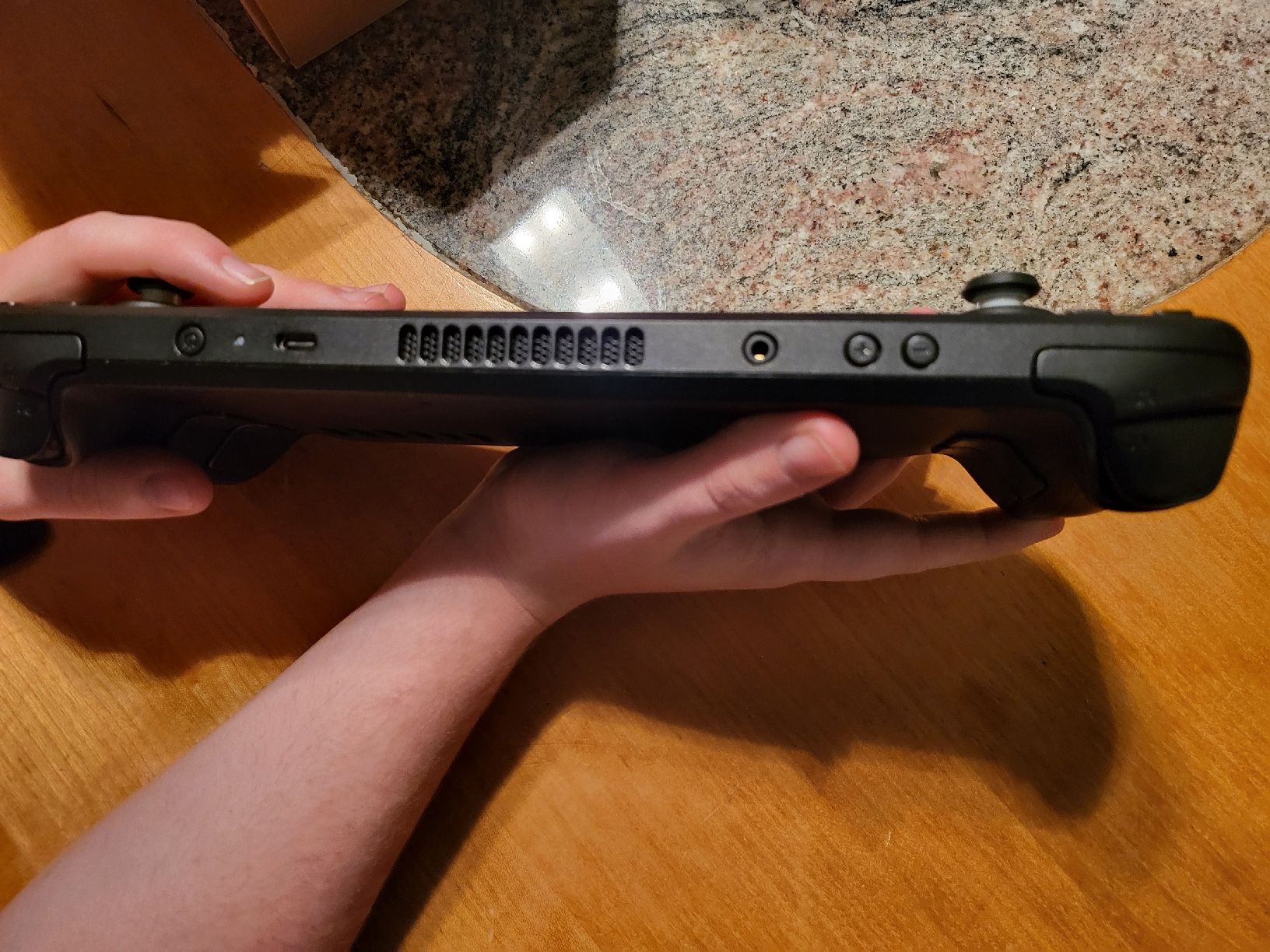 Valve Konsolen: Steam Deck 1TB (aufgerüstet) LCD – Gebraucht aus Widnau von  2