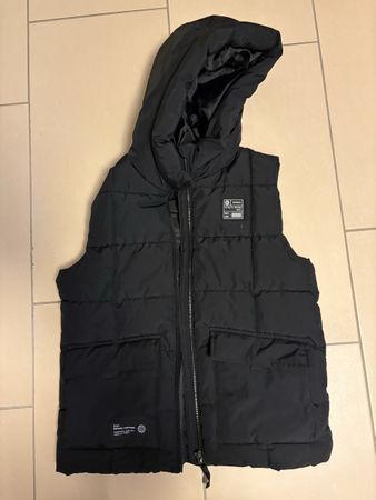 Schwarze Steppweste mit Kapuze Grösse 152