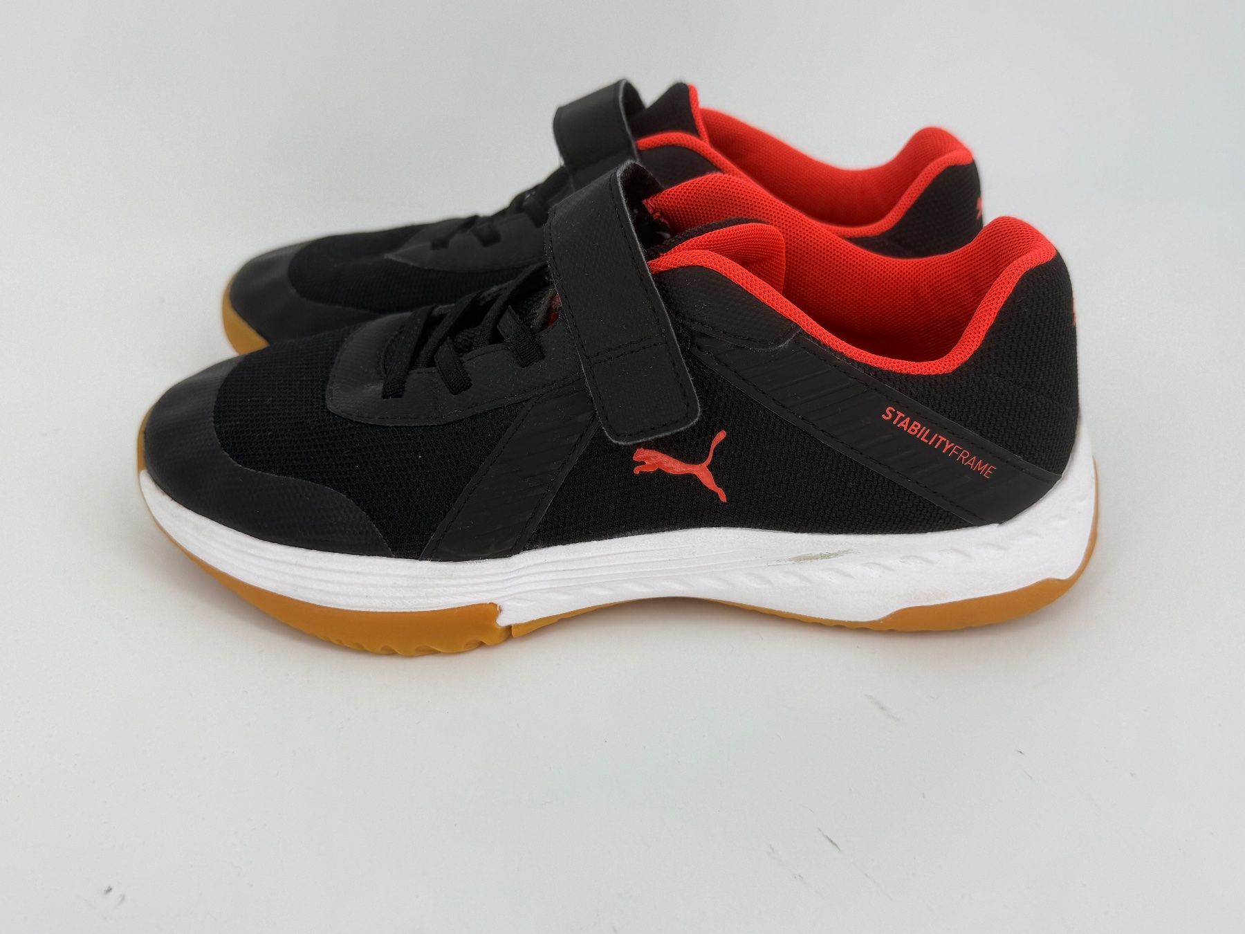 Puma Scarpe per ragazzi: Puma Luminous Hallenschuhe Gr. 38 – Nuovo (secondo la descrizione) da Auenstein venduto da moin. 2