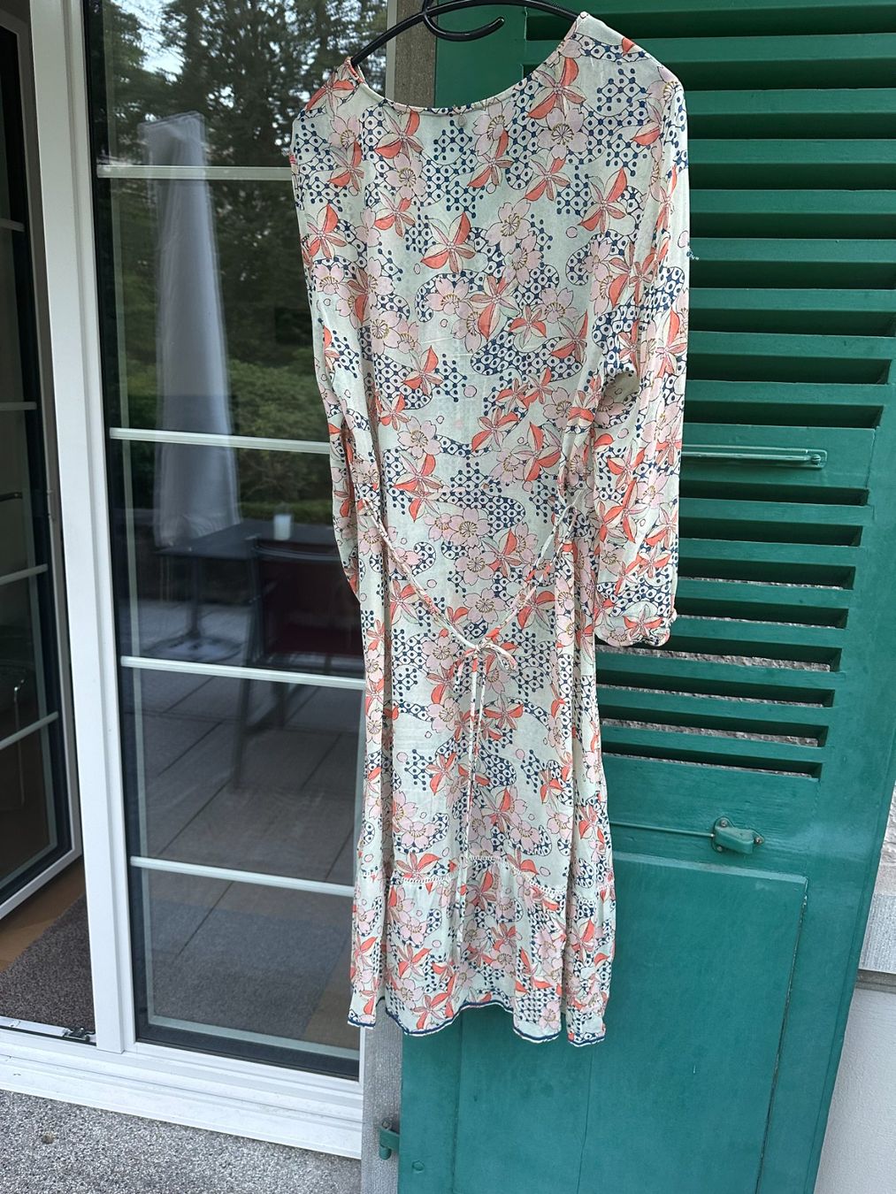 Nile Vestiti: NILE Hochsommer Kleid Gr M – Usato da Luzern venduto da gwand 1
