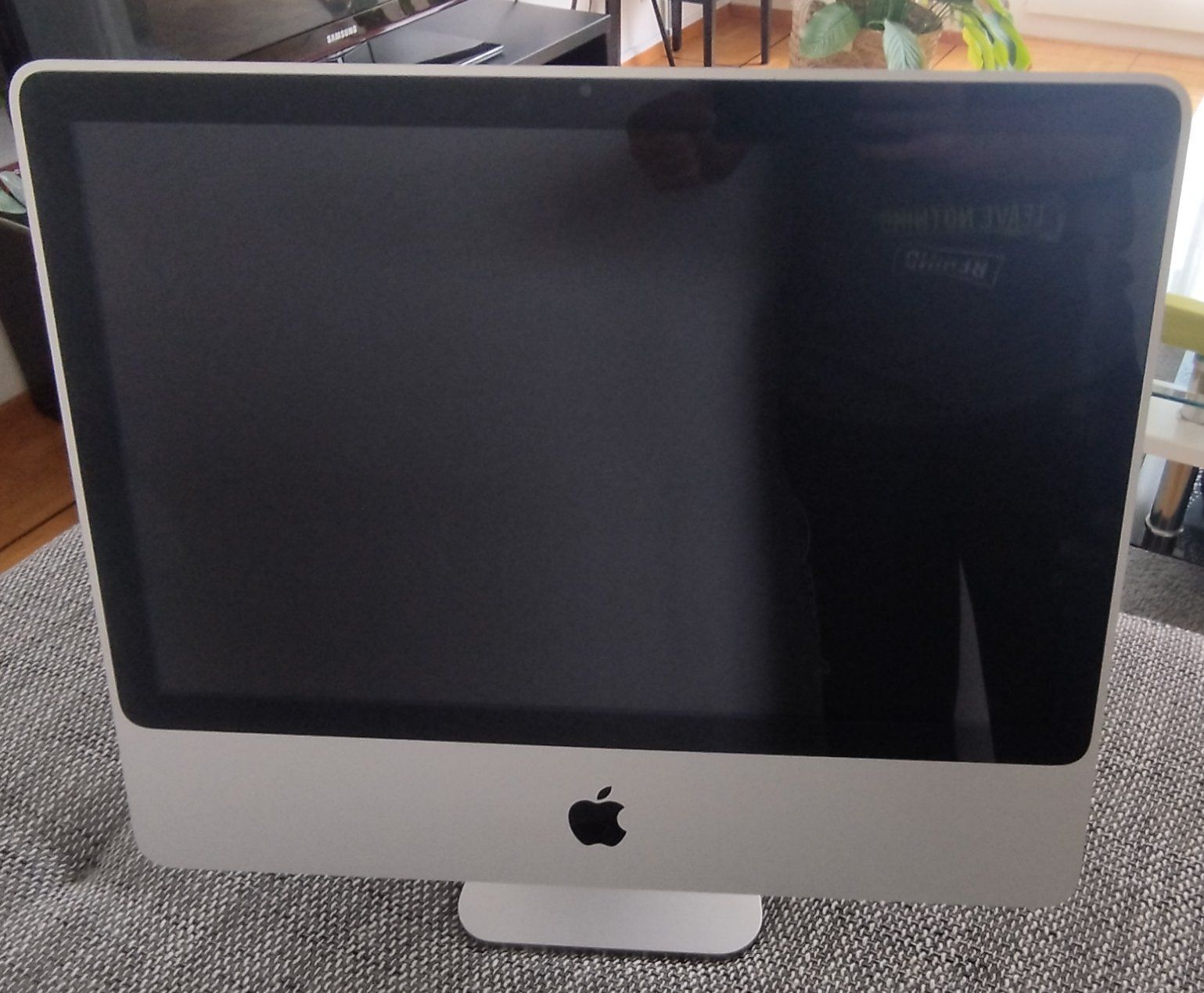 Apple PC: iMac 20 – Usato da Bedano venduto da fmilos