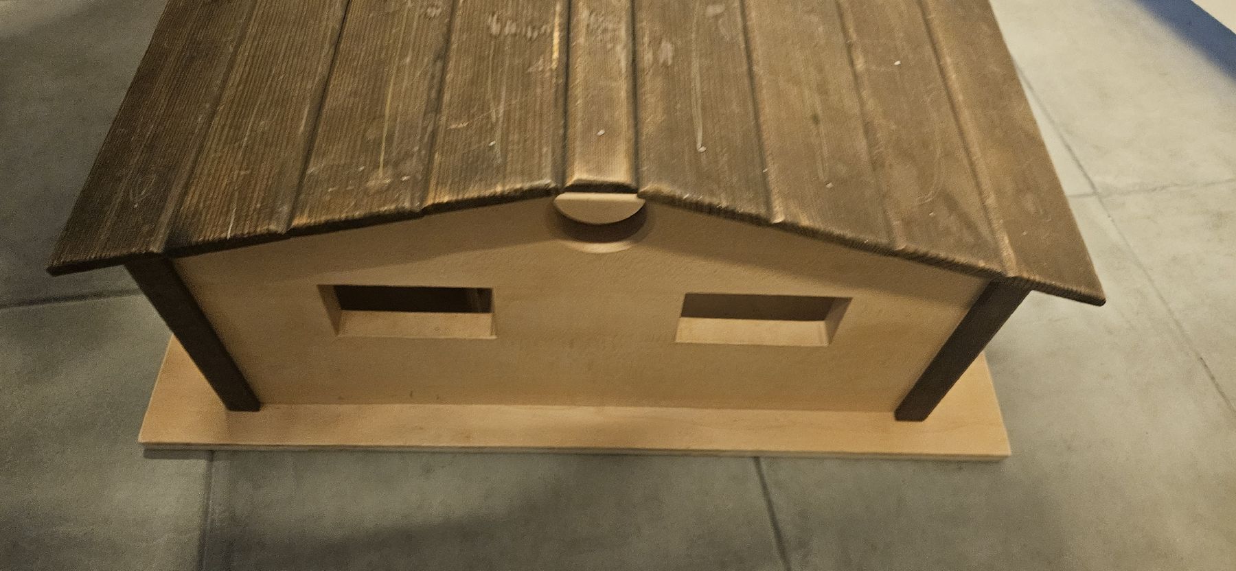 Giocattoli: Stall Holz – Usato da Stäfa venduto da cah_blj6 1
