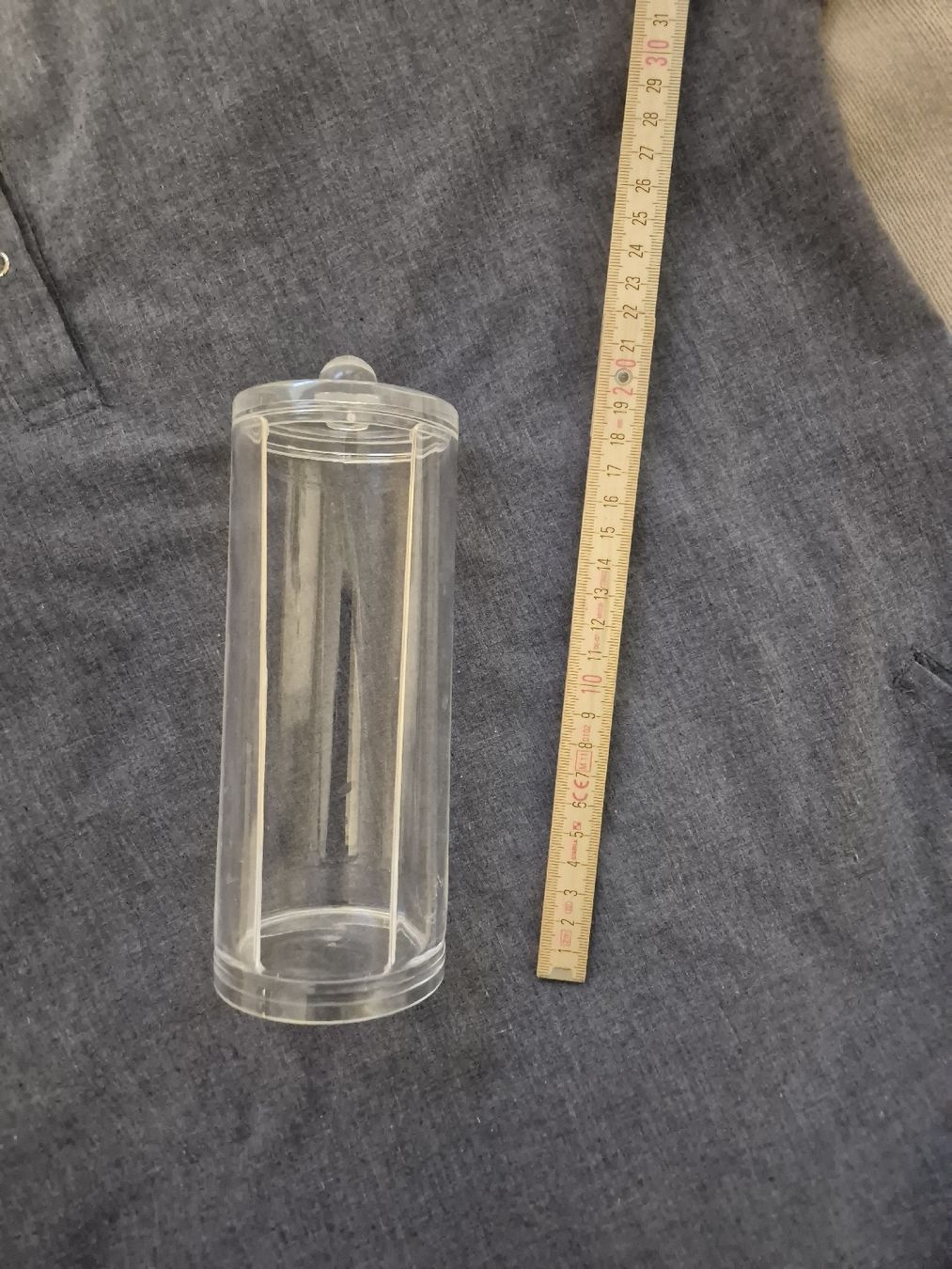 Behälter & Ähnliches: Wattepadhalter Kunststoff transparent runder Behälter – Gebraucht aus Zürich von Drago670
