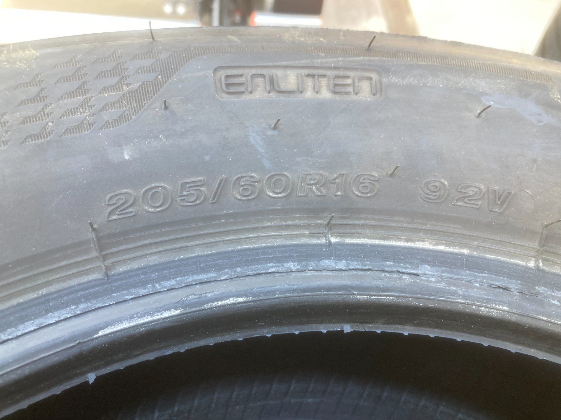 Bridgestone Pneumatici & Ruote complete: 205/60R16 Sommerpneu Bridgestone – Usato da Cham venduto da WB2223 3