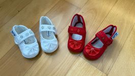 Suesse Kinderschuehli, rot und wiiss, Gr. 17/18