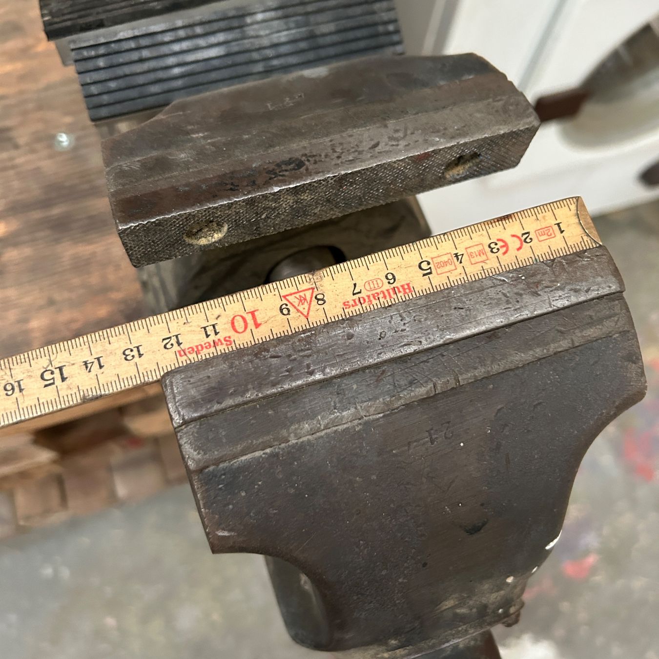 Gressel Tous les outils: Kleiner Gressel Schraubstock 125 mm mit Gummi Backen – D'occasion à Untersiggenthal par sinamoll 5