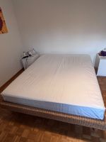 Rattan-Doppelbett 160x200 mit Roviva Matratze + Lattenrosten