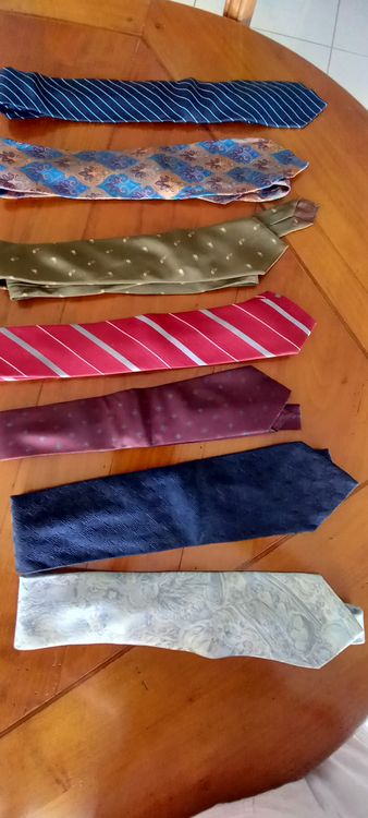 Louis Vuitton - Lot 3 Cravates - Foncées - Tie set