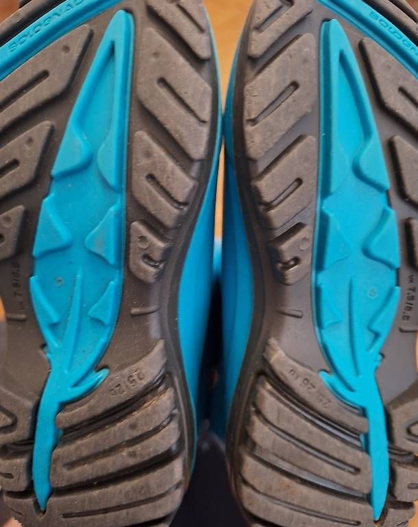 Scarpe per ragazzi: Gummistiefel Gr. 25/26 – Usato da Winterthur venduto da ste_5ncm 1