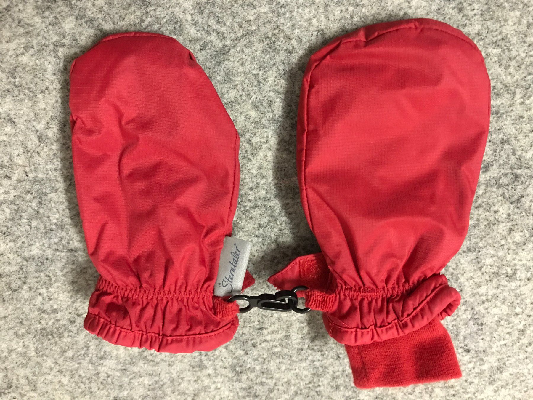 Sterntaler Kinderhandschuhe: Warme Fäustlinge Gr. 0-6M, Sterntaler – Gebraucht aus Guntershausen von Gloominati 1