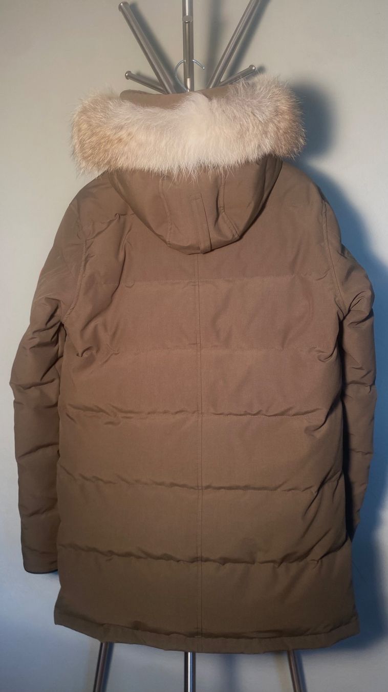 Canada Goose Vestes: CANADA GOOSE Carson Parka – Neuf (Voir description) à Aarau par eli_78d9 2