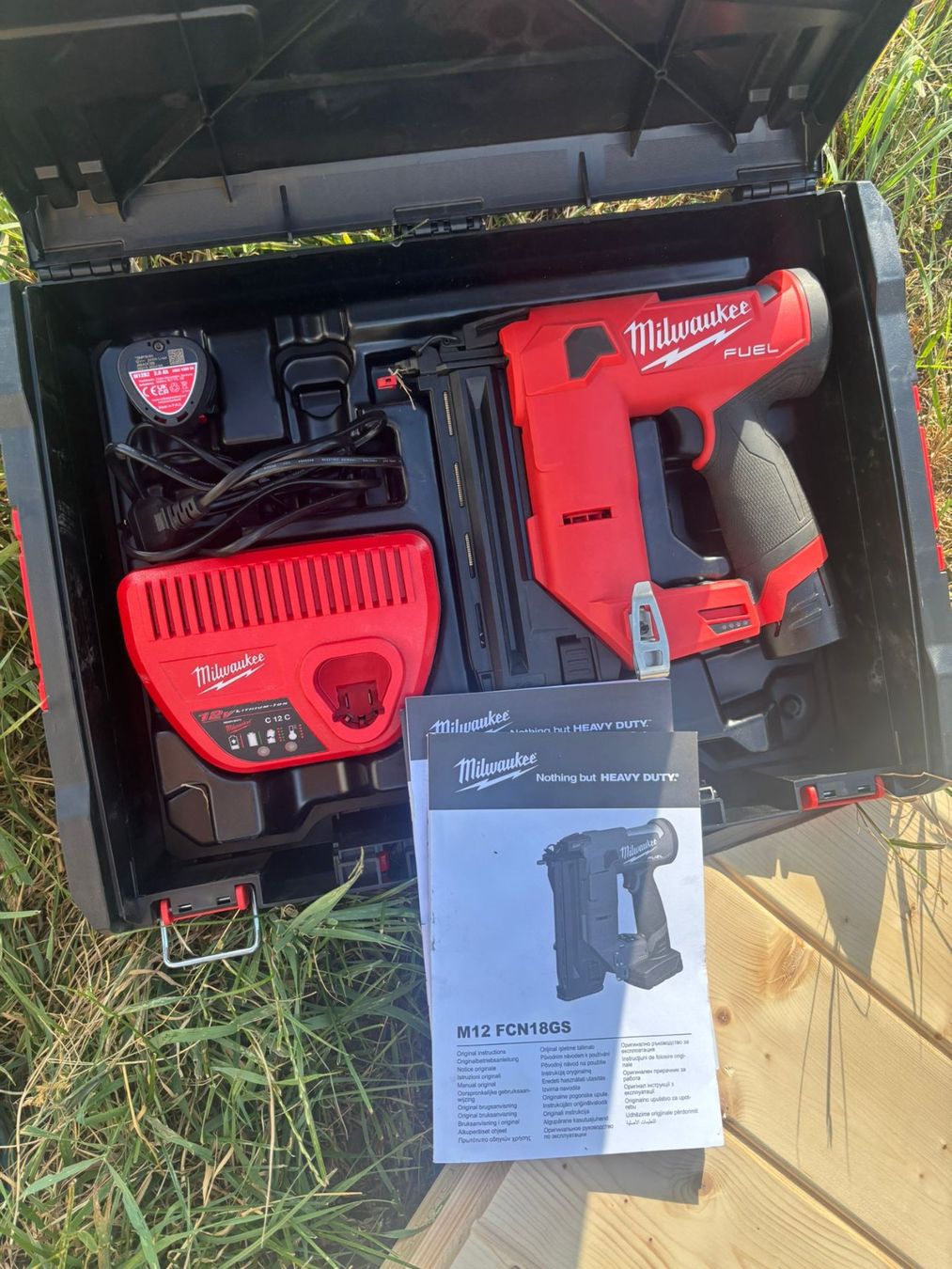 Tous les outils: Milwaukee Nagelpistole – D'occasion à Worb par Fendtastisch 2
