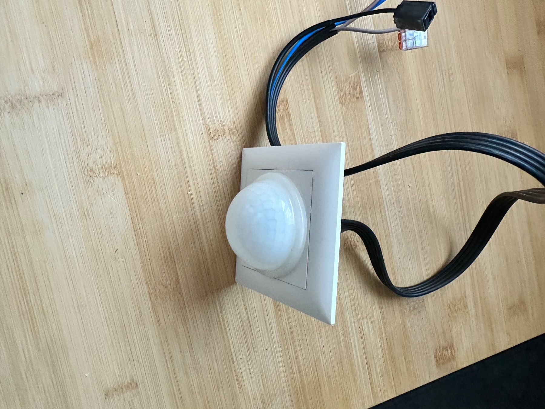 Lampade: Esylux PD C 360 mini – Usato da niederhasli venduto da rami016 3