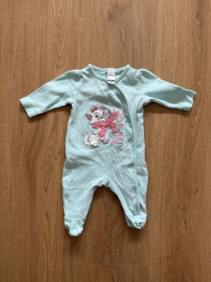 Ensembles coordonnés: diverse Kinderkleidung – D'occasion à Wil SG par jul_dt82