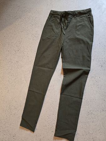 Hosen dunkelgrün Grösse M Polyester Elastan