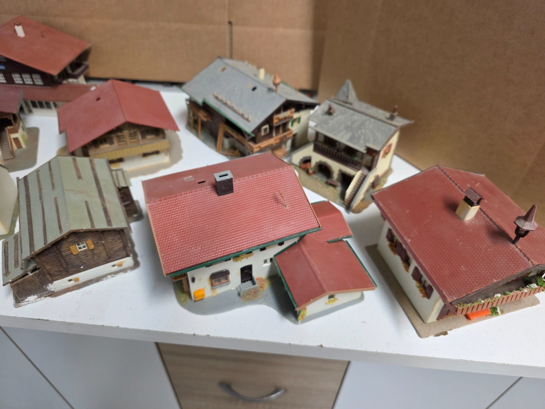 Modelleisenbahnen: Décorations HO 13 maison dès 1.-fr – Gebraucht aus bassecourt von Paolo101 4