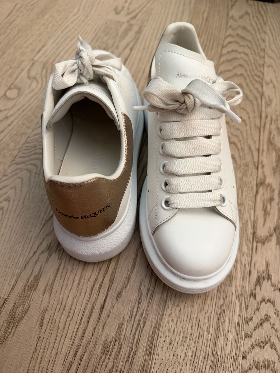 Alexander Mcqueen Scarpe da donna: Alexander McQueen – Usato da Wollerau venduto da mar_cnx6