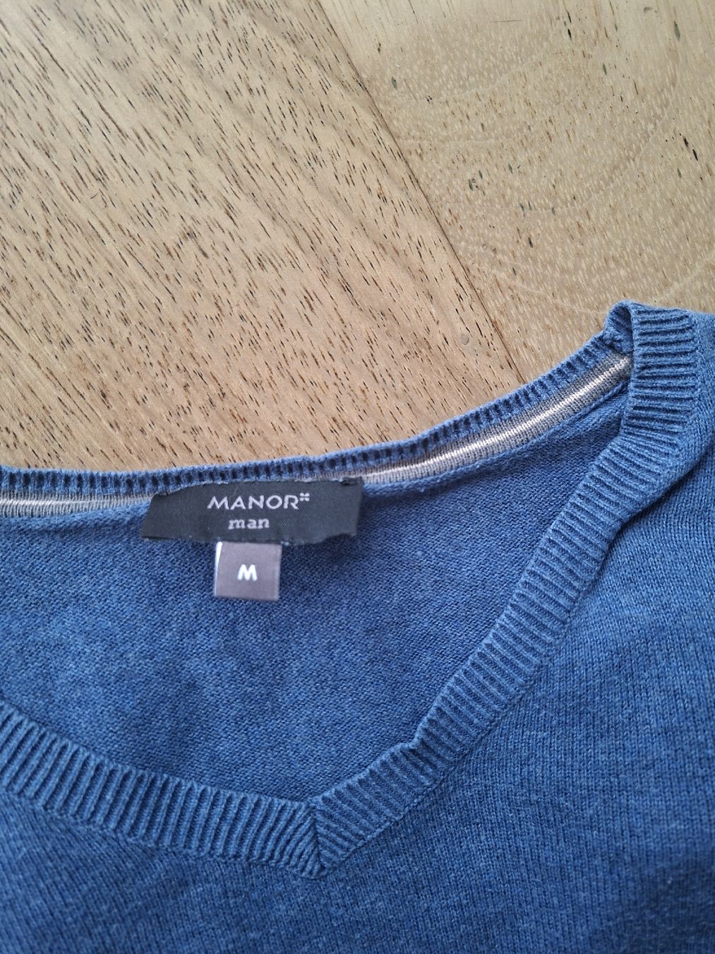 Kleiderpakete: 4 Herren Pullover, Gr. M, wenig getragen – Gebraucht aus Kriens von Ricobaby 2