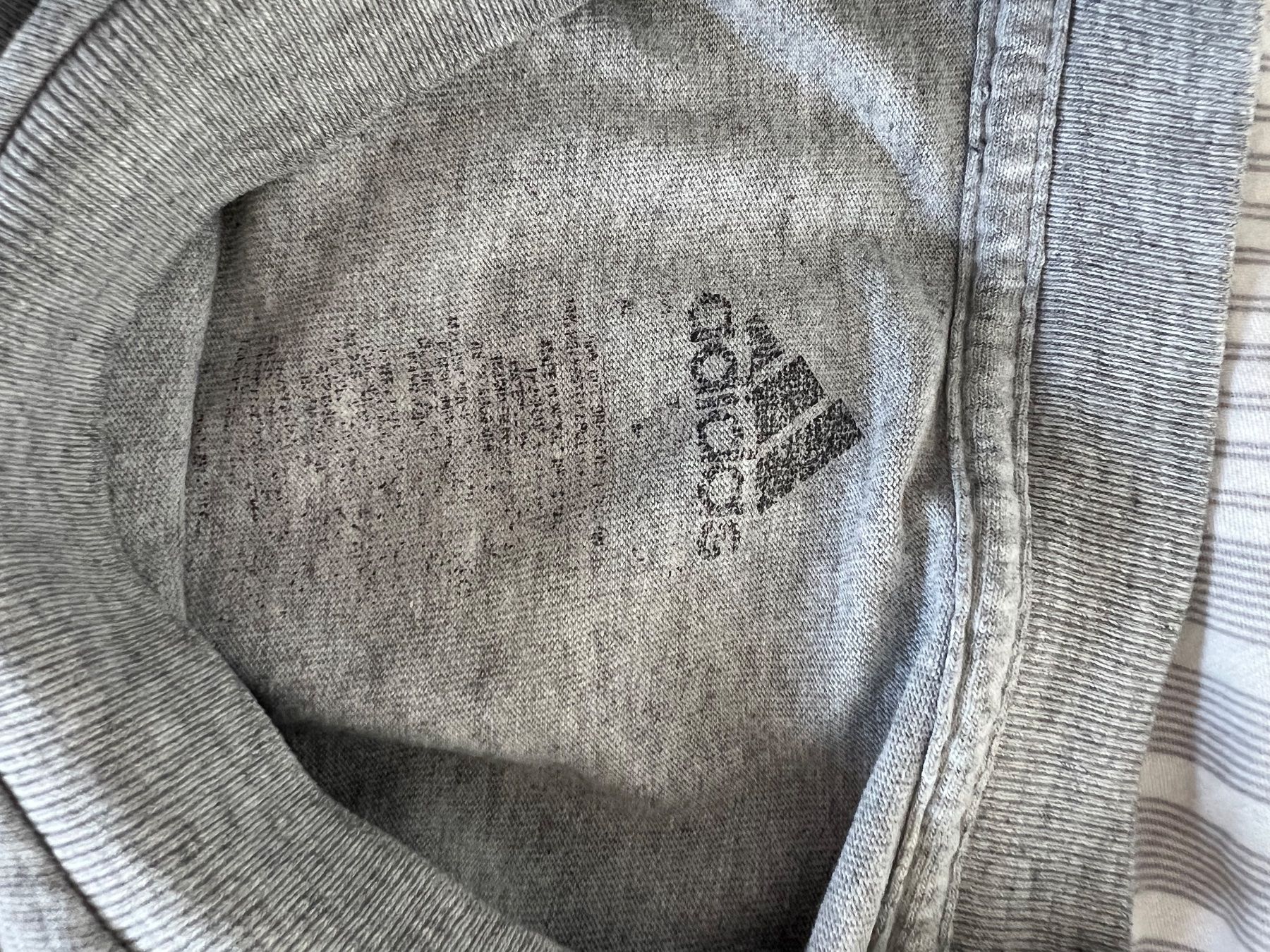 Adidas T-shirt: Adidas Vintage T-Shirt – Usato da Niederlenz venduto da Nicolas37 2