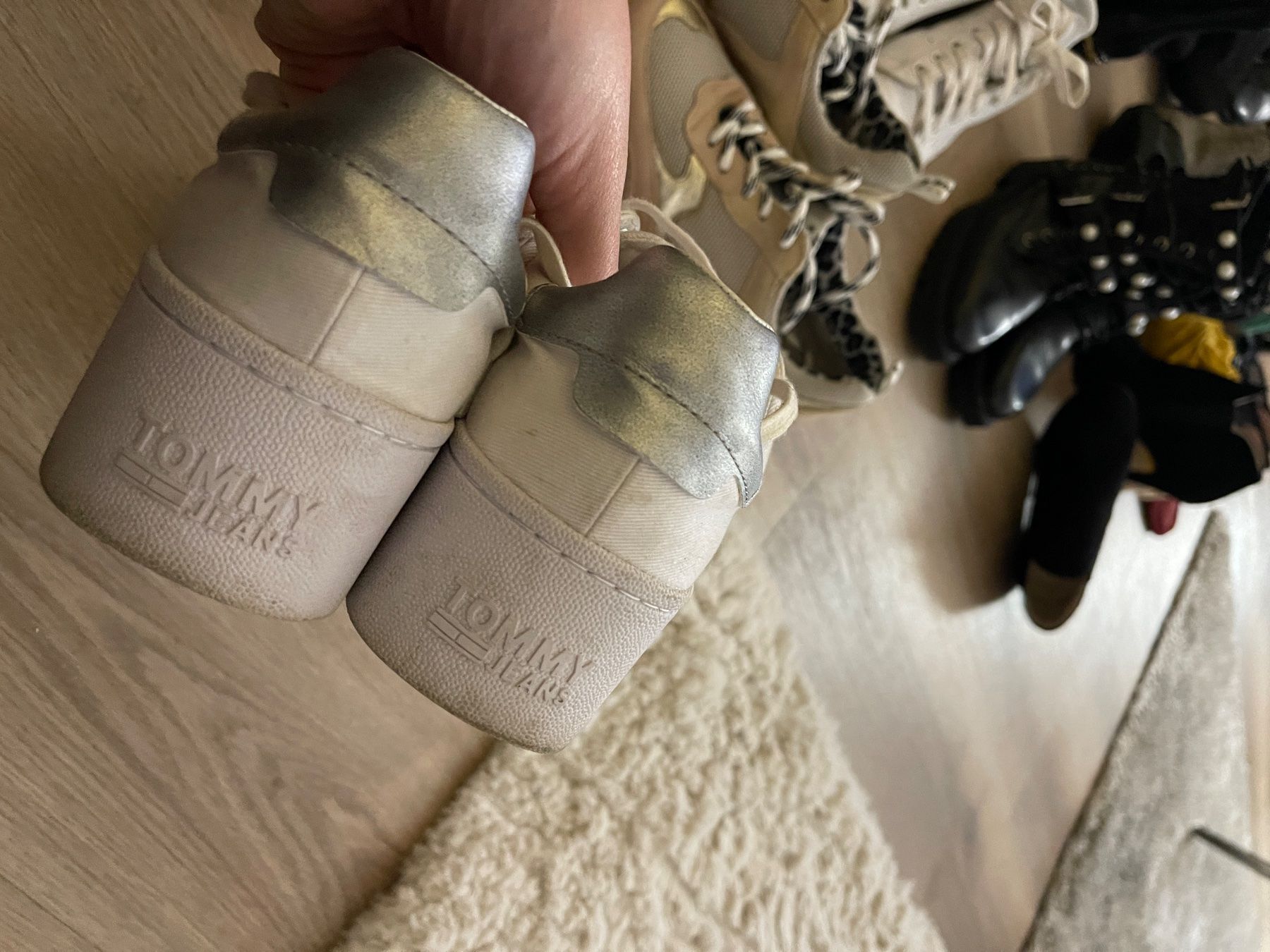 Tommy Hilfiger Scarpe da donna: Tommy Hilfiger Sneaker 38 – Usato da Winterthur venduto da mje_t9cr 1