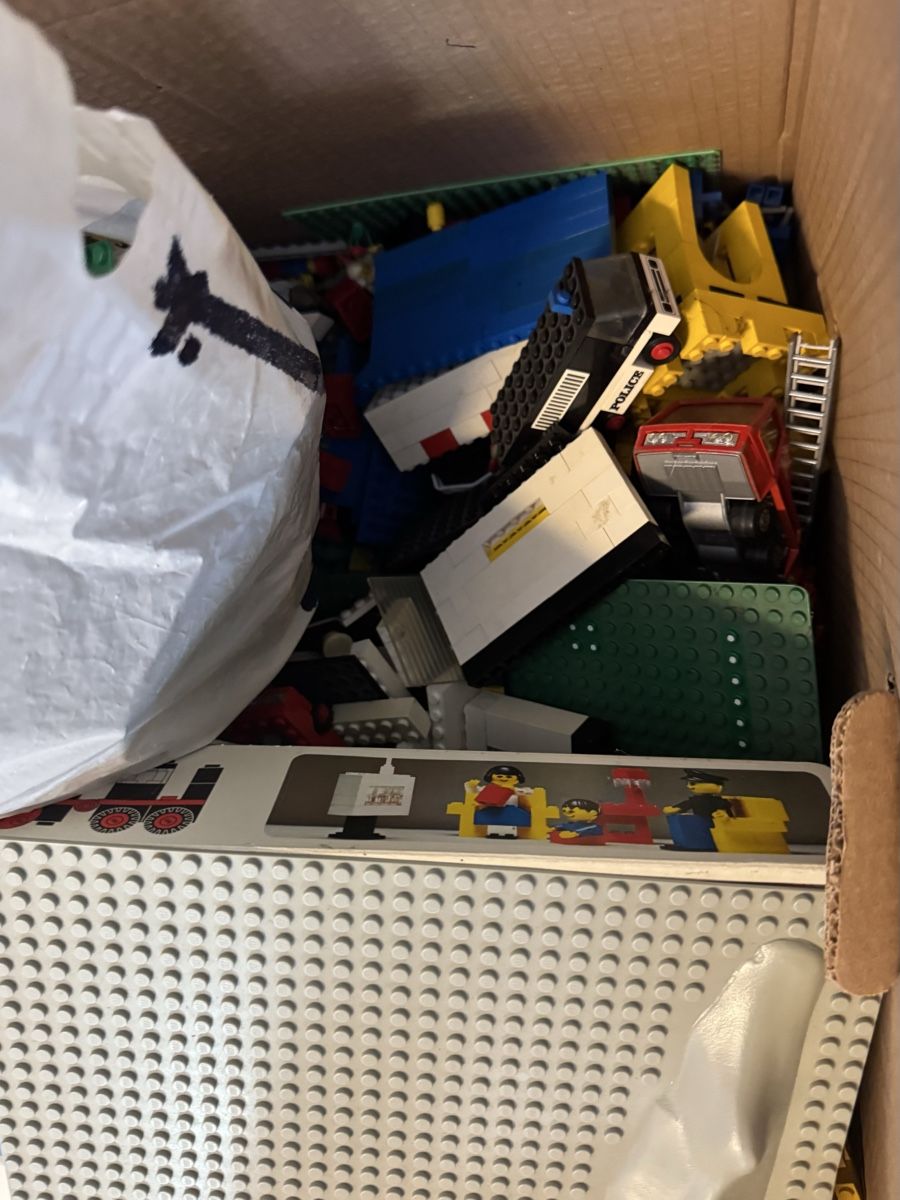Giocattoli:  Lego  2 Karton  – Usato da Schlieren venduto da Freundlich02 5