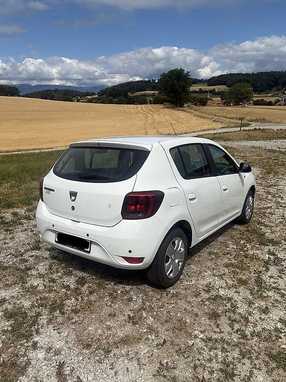 Dacia Autos: Dacia Sandero 1.0 Essential 75 – Gebraucht aus Montagny-les-Monts von seb.jaquet 1