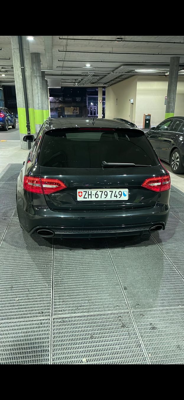 Automobili: Audi Rs4 v8 4.2 2013 – Usato da zürich venduto da khouya01 6
