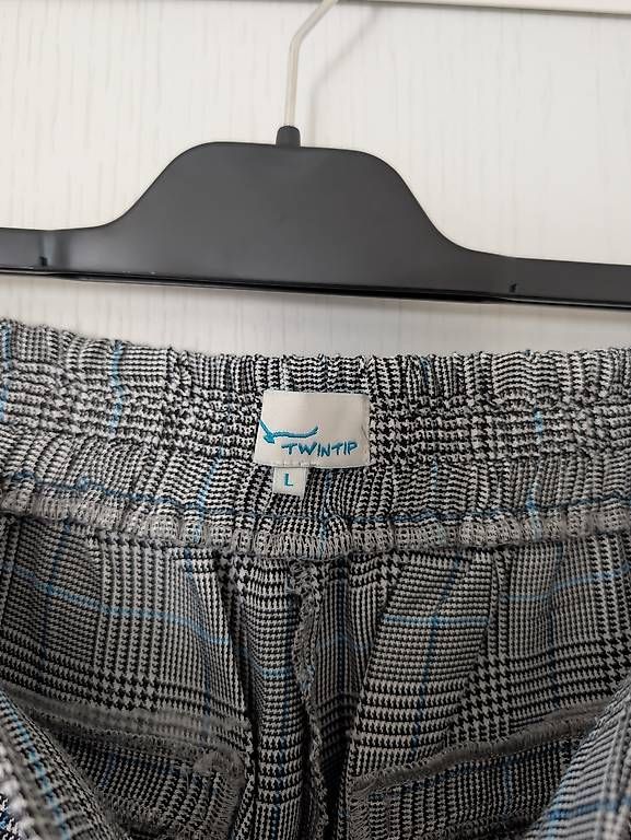 Hosen: Karierte Shorts Gr. L – Gebraucht aus Erschwil von andora00 1