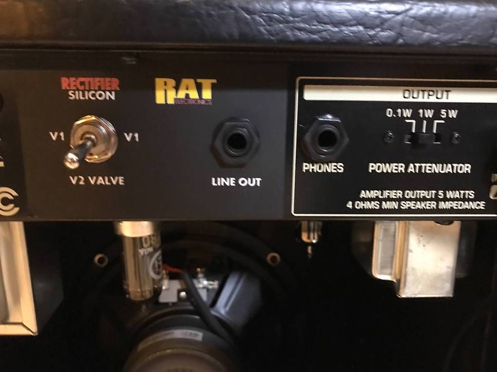 Amplificatori: Ampli guitare à tubes Bugera RAT – Usato da Neuchâtel venduto da angelogiostra 3