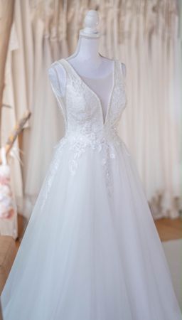 Monica Loretti Brautkleid Grösse 38 – Neu & ungetragen