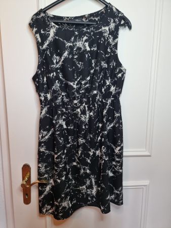 Gina Benotti Kleid Größe 40/42