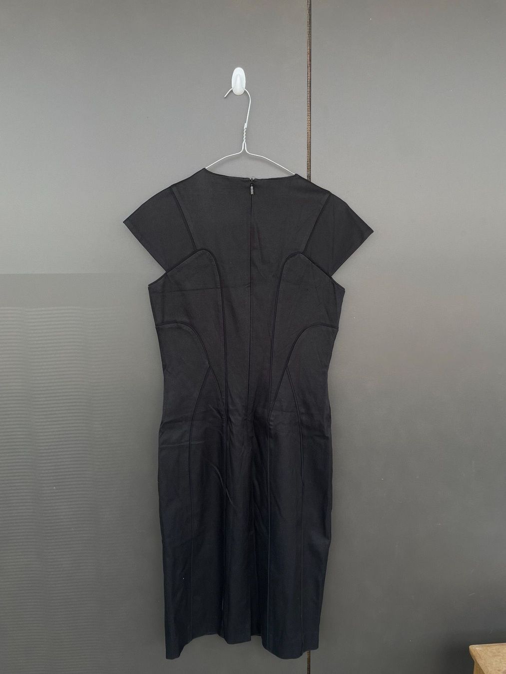 Hugo Boss Kleider: 100% original BOSS HUGO BOSS Kleid S/M – Gebraucht aus Zug von dmjtita 2