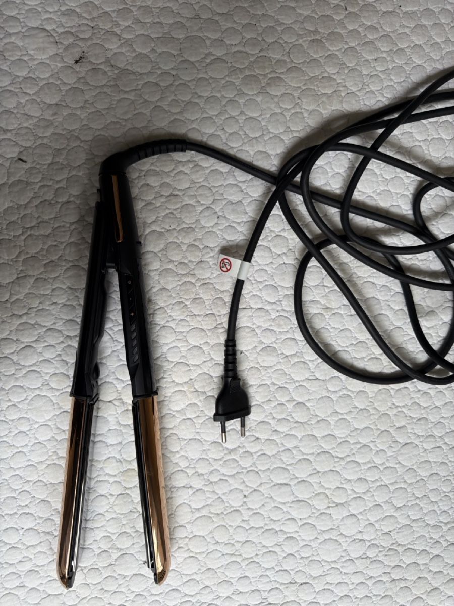 BaByliss Piastre & Arricciacapelli: BaByliss Glätteisen   – Usato da Zürich venduto da beat005 4