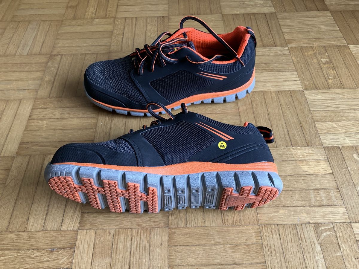 Scarpe da uomo: Stahlkappenschuhe – Usato da Emmenbrücke venduto da nne_hm9j 1