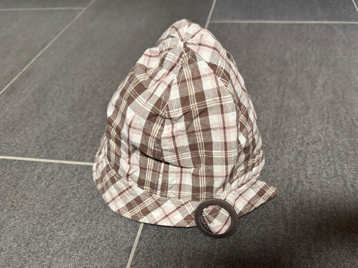 H&M Sonstige Jungenkleidung: Sonnenhut, Gr. 116 – Gebraucht aus Illnau von ani_5ykv 1