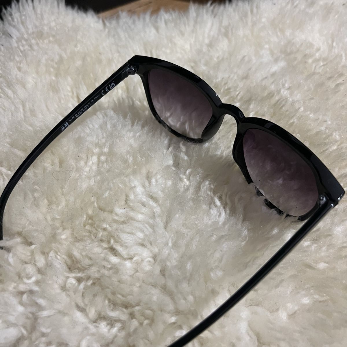 H&M Occhiali & Lenti: Sonnenbrille Damen – Nuovo (secondo la descrizione) da Chur venduto da noe_mh8b 1