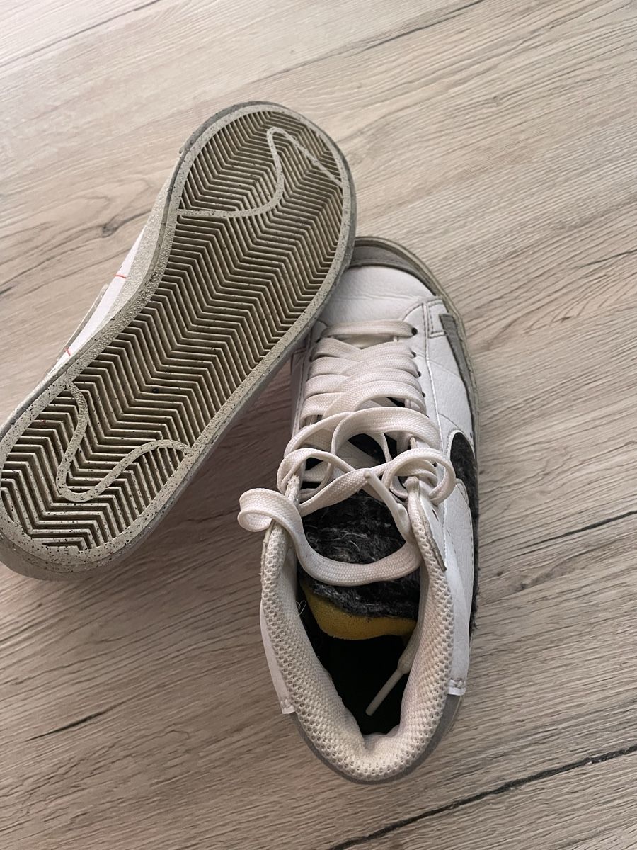 Nike Scarpe da uomo: Nike Blazer Mid '77 Vintage Pointure 36.5 – Usato da La Chaux de fonds venduto da car_f9yg 1