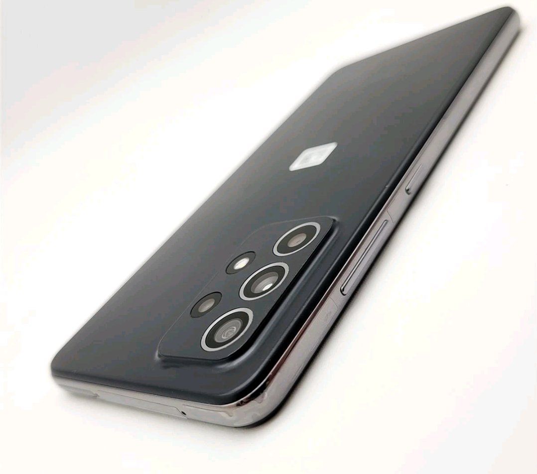 Samsung Telefoni cellulari / Smartphones: Samsung Galaxy A52s 128 GB, – Usato da Luzern venduto da Waince786 1
