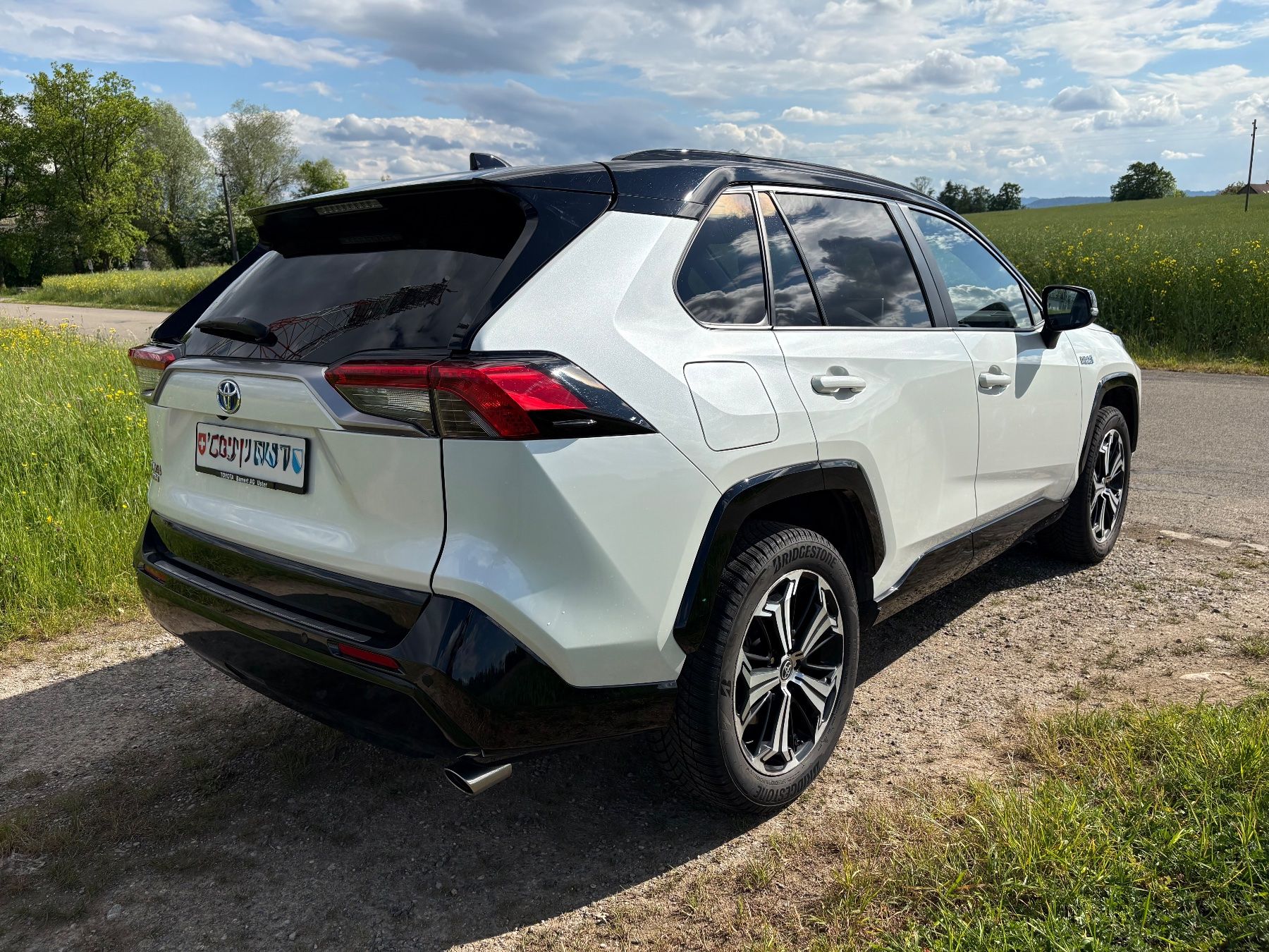Toyota Automobili: TOYOTA 2.5 Plug-In-Hybrid Platinum – Usato da Nürensdorf venduto da Werkfeld 2