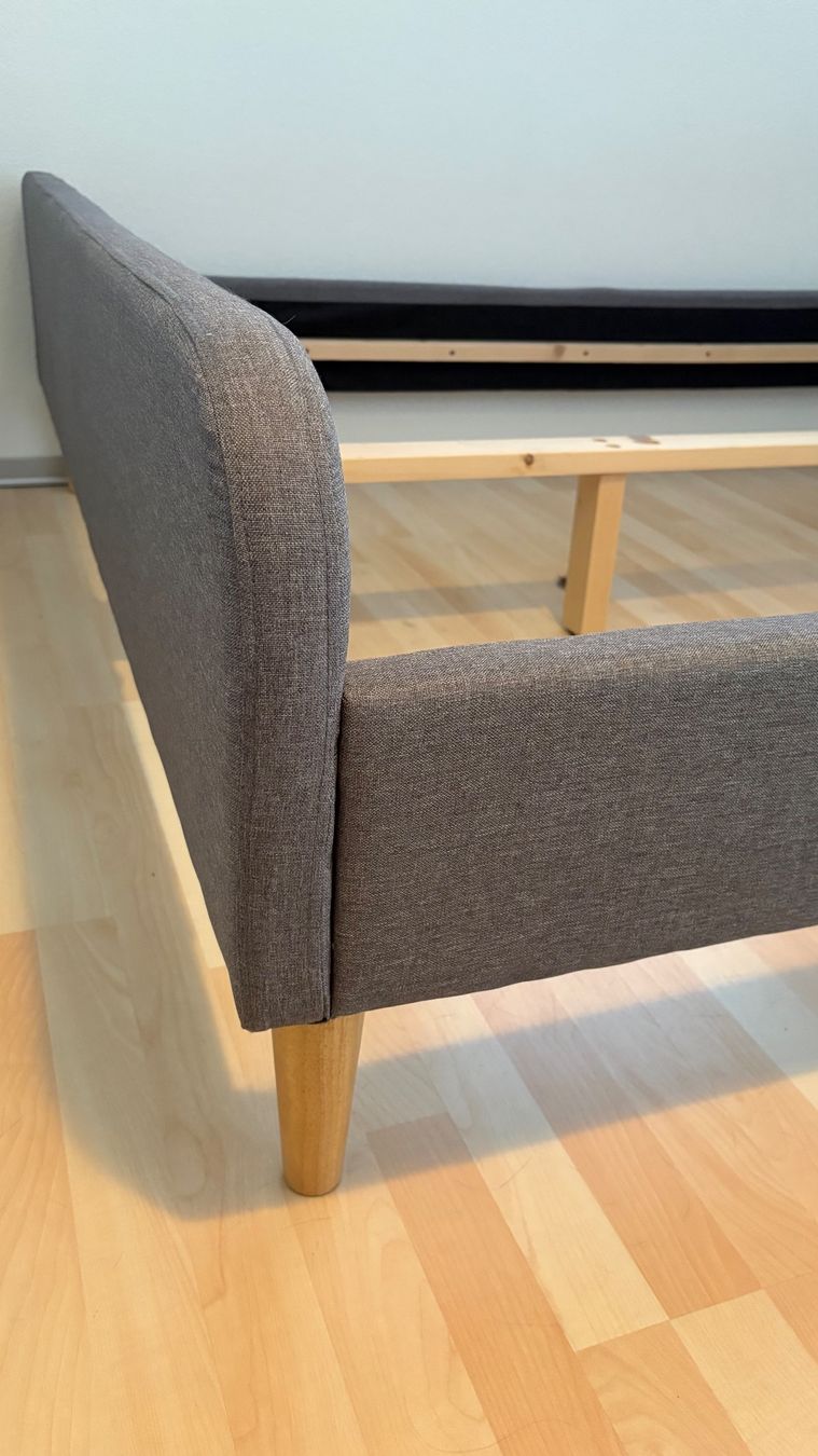 La Redoute Betten: Bettgestell grau gepolstert – Gebraucht aus Diessbach b. Büren von Anni_04 1