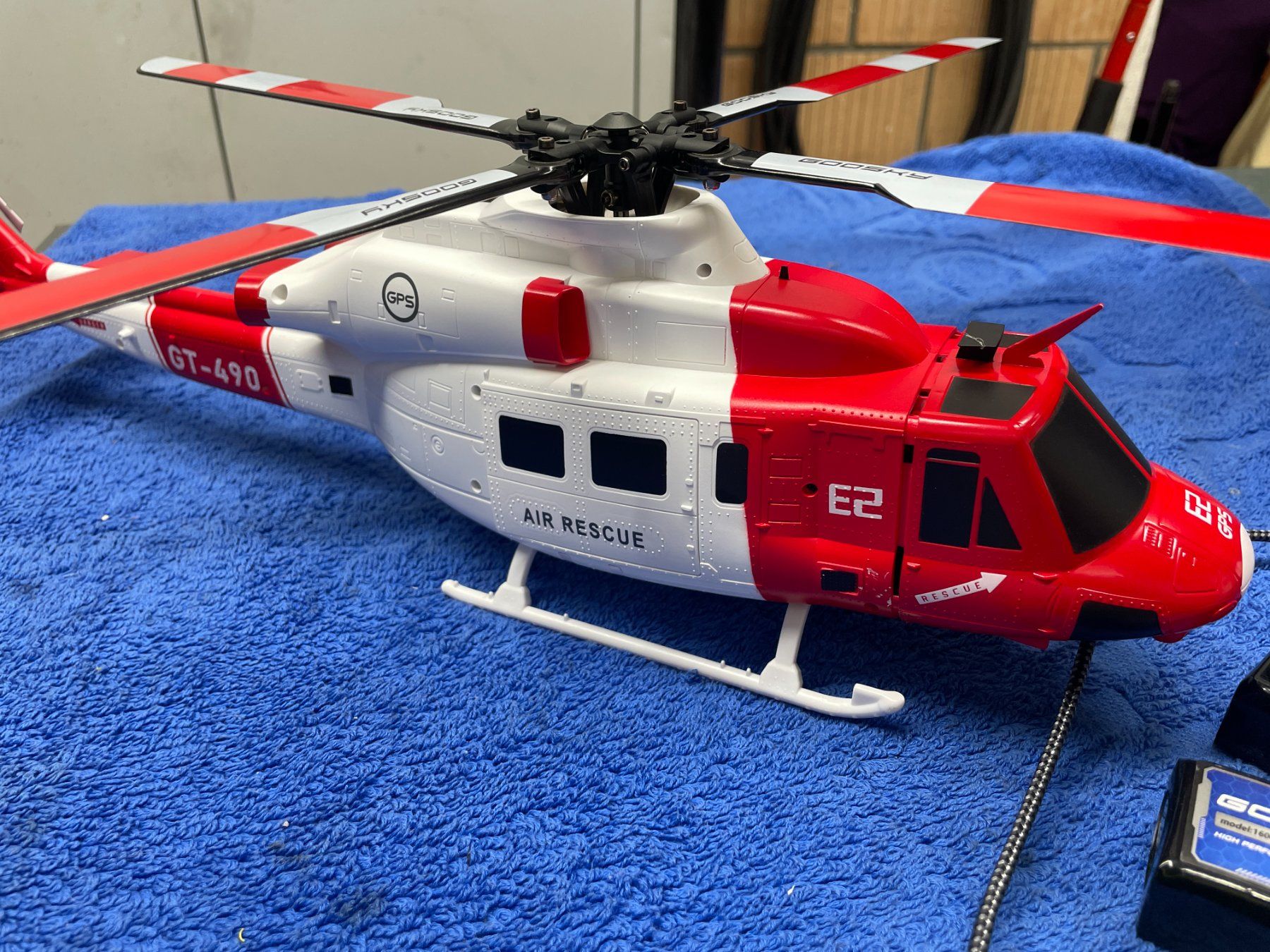 Goosky Modellismo RC: Goosky E2 UH-IY GPS RTF Mode 2 – Usato da Kernenried venduto da Lube57