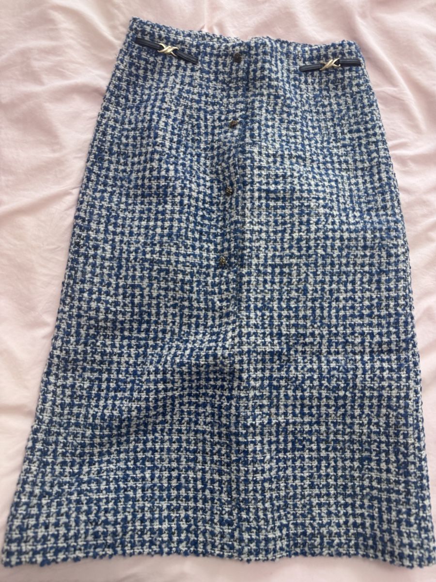 Röcke: Chic Skirt - Perfect for Spring Style! – Gebraucht aus Zug von xuq_n7rj 1