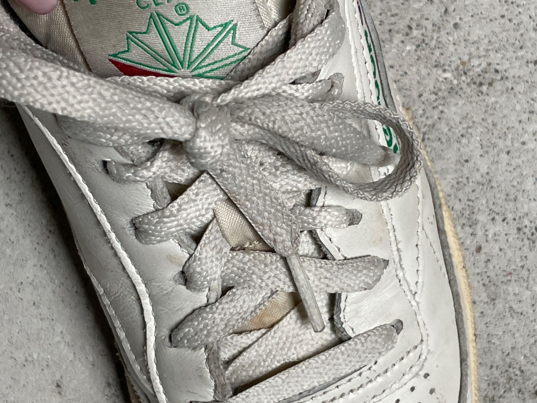 Reebok Scarpe da donna: ALLES RAUS Reebok Sneakers 38 – Usato da Kloten venduto da simones.thriftshop 3