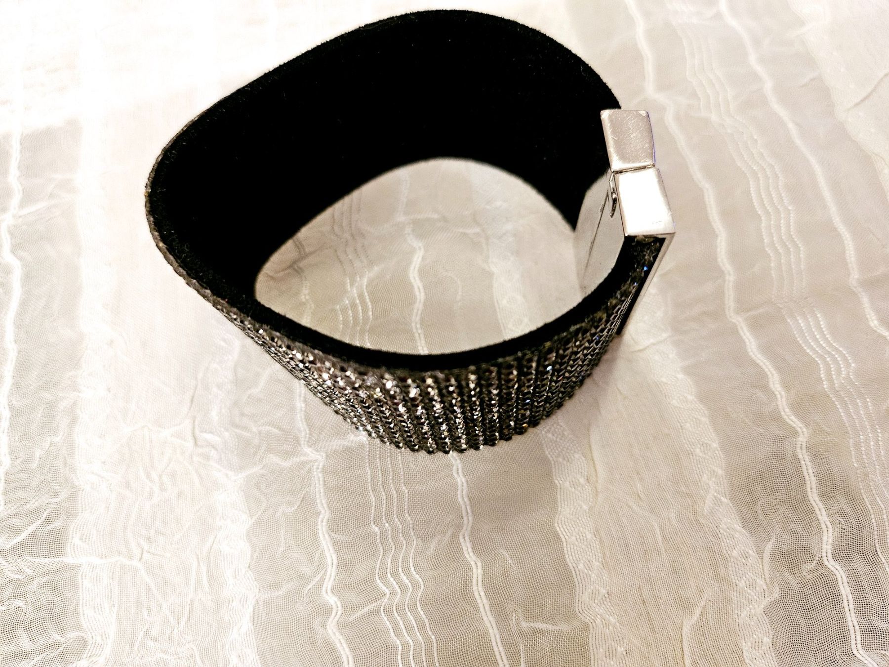 Bracciali & Braccialetti: Strass Armband mit magnetverschluss – Nuovo (secondo la descrizione) da Dietikon venduto da Eleda