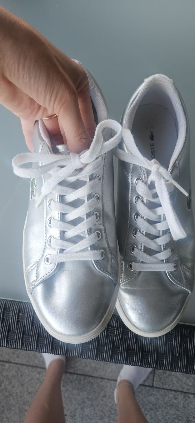 Lacoste Scarpe da donna: Lacoste Sneaker silber Damen Grösse 37 – Usato da Zwingen venduto da nad_8s59 2
