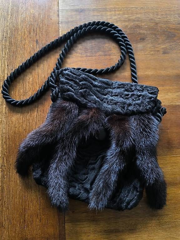 Taschen für Damen: Vintage Handtasche – Gebraucht aus Böbikon von Mondi2