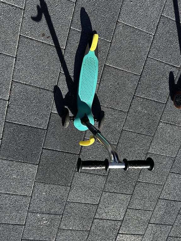 Kickboard: dreirädriger Mini Scooter. – Usato da Fahrni b. Thun venduto da Joer1